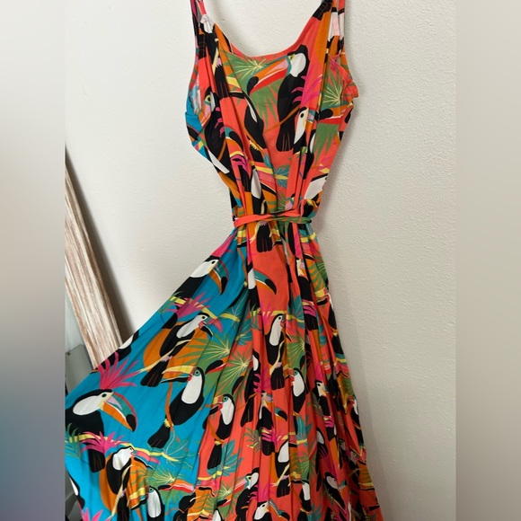 FARM Rio NWT Dress - Picture 2 of 3